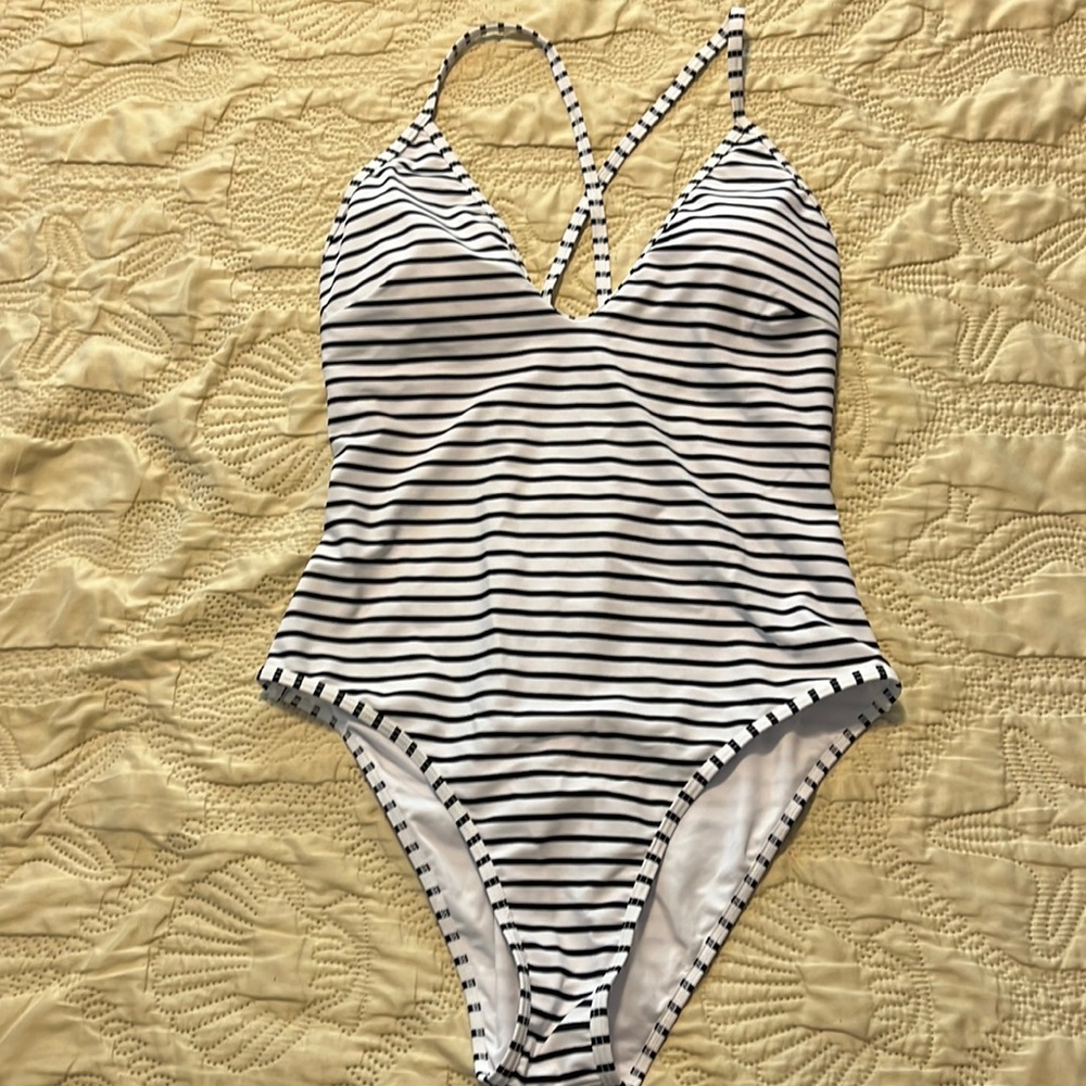 Navy/white striped swimsuit with crossed back